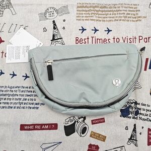 Lululemon Claret All Night Festival Bag 2L gray